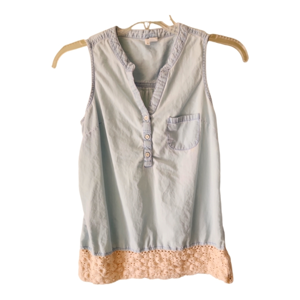 Japra Top Size S Chambray Blue Sleeveless Blouse V Neck Lace Hem